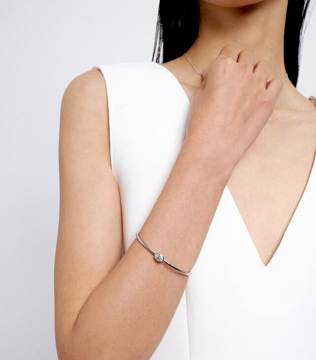 1ct Oval Diamond Bezel Bangle