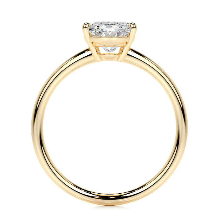 Oval Cut Diamond Engagement Ring